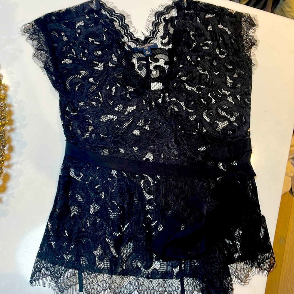 Black lace Banana republic tie front tank